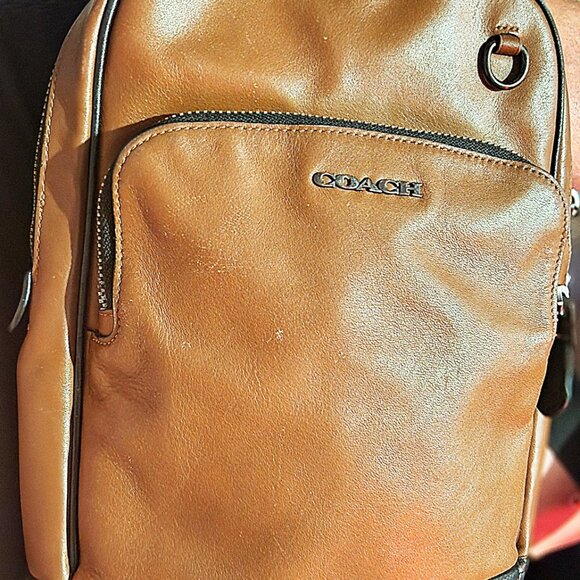 Coach Graham Sling Backpack - Picture 3 of 3